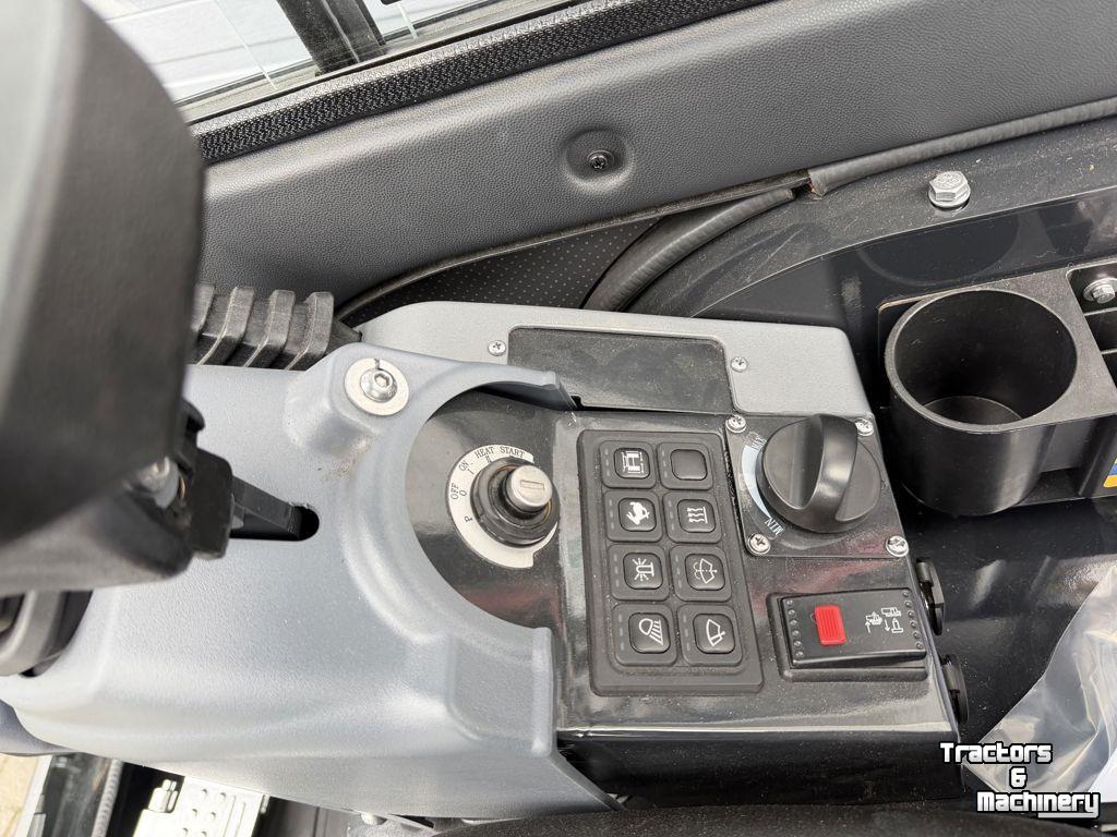 Graafmachine Eurotrac HE22-EV minigraver