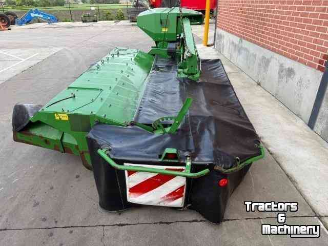 Maaier John Deere 331 Achtermaaier + 228 A Front-maaier