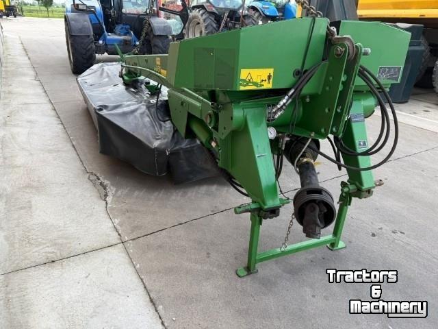 Maaier John Deere Achter 331 + Front 228 A