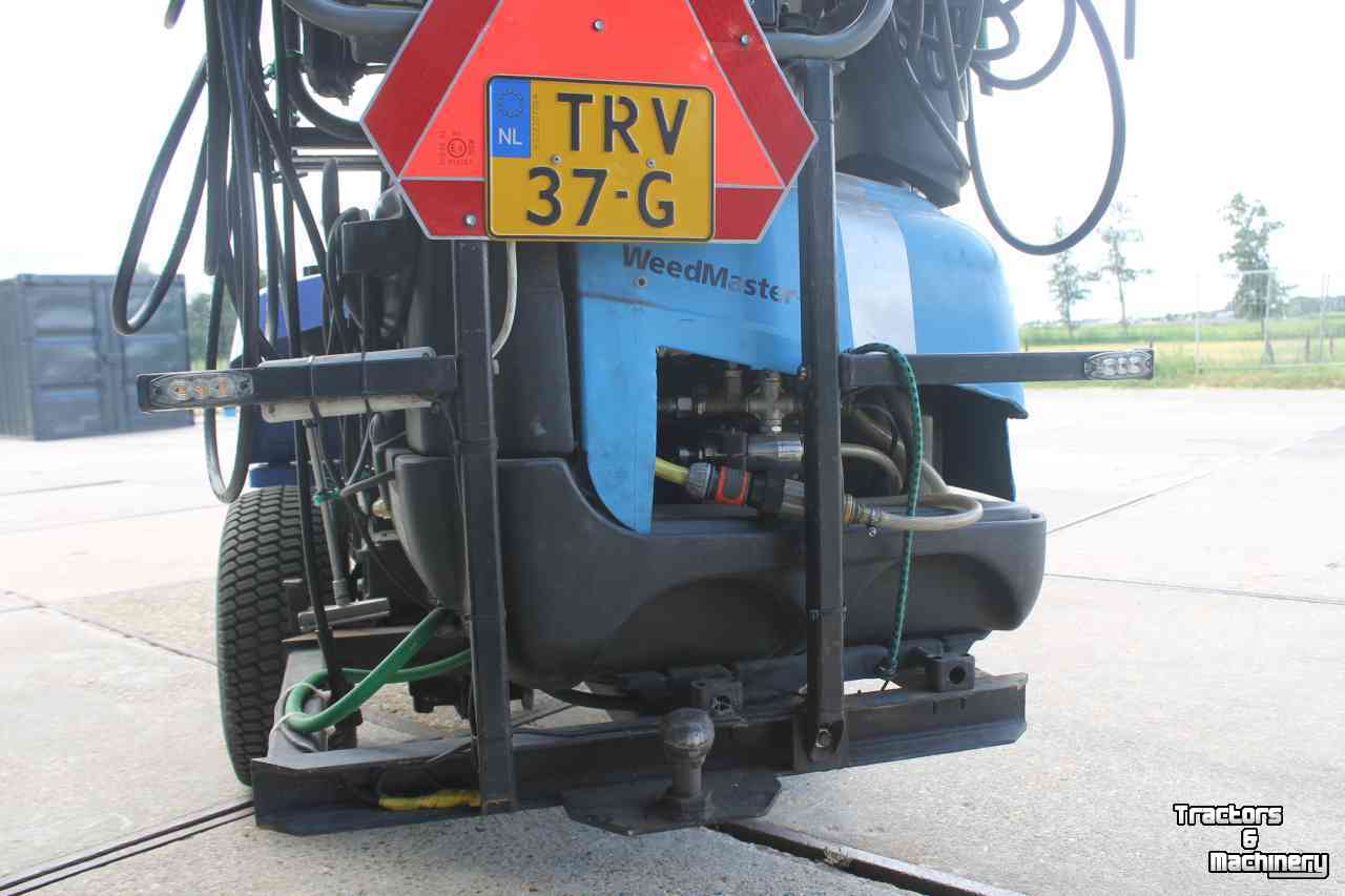 Compact tractor Iseki SXG216H diesel hydrostaat minitrekker met Weedmaster onkruidkoker heetwatermachine