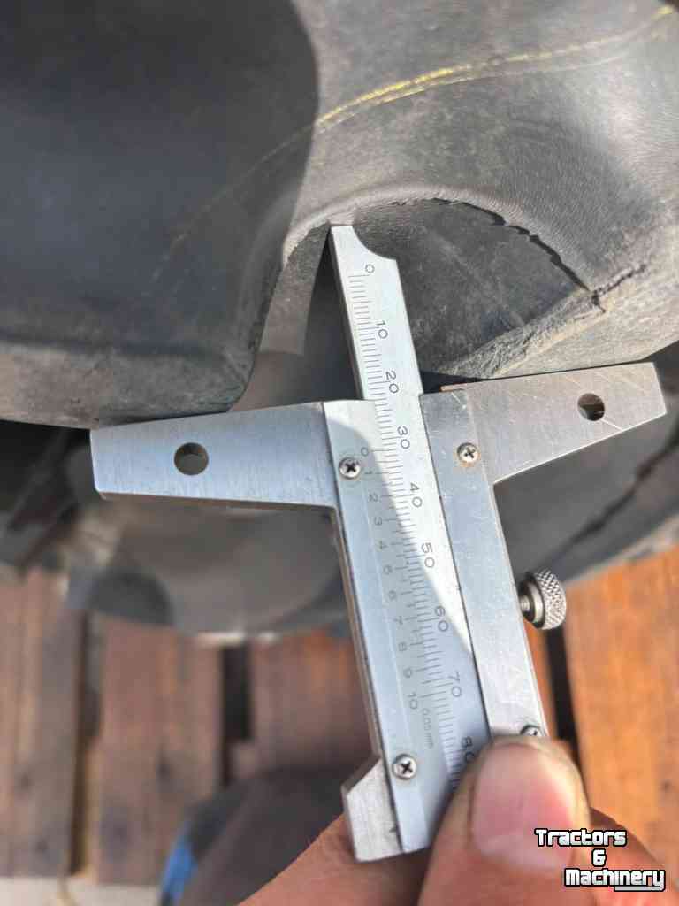 Wielen, Banden, Velgen & Afstandsringen Mitas 320-70-20