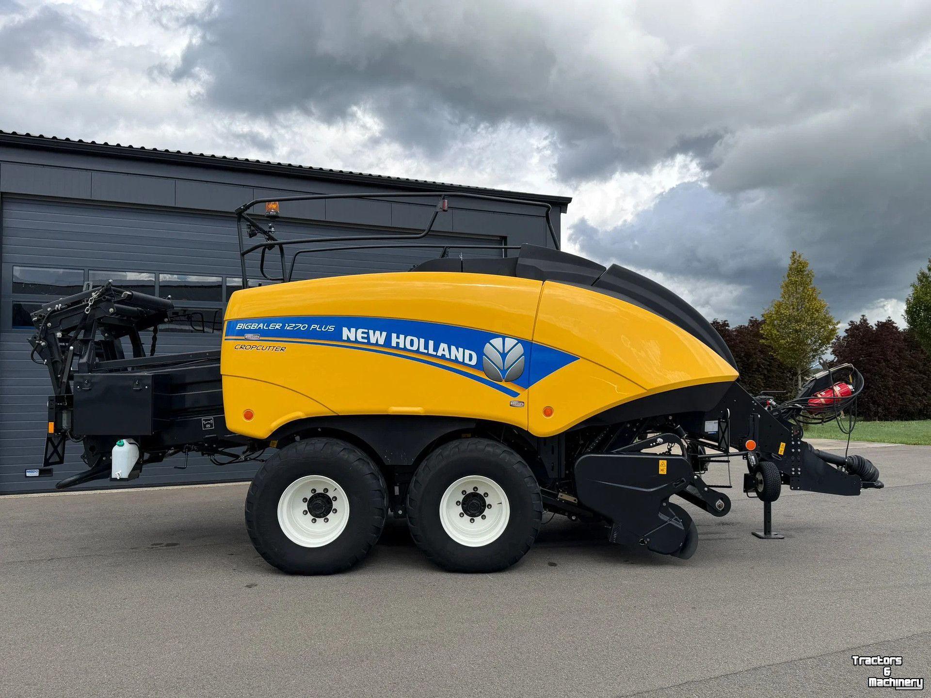 Persen / Balenpers / Pakkenpers New Holland BIGBALER 1270 PLUS BigBaler 1270 Plus CropCutter Vierkante balenpers