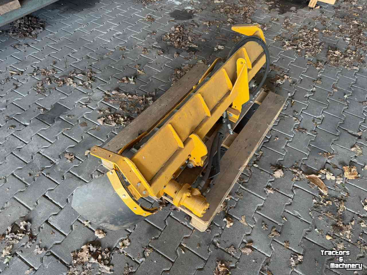 Klepelmaaier Herder Transportband 130 afvoerband