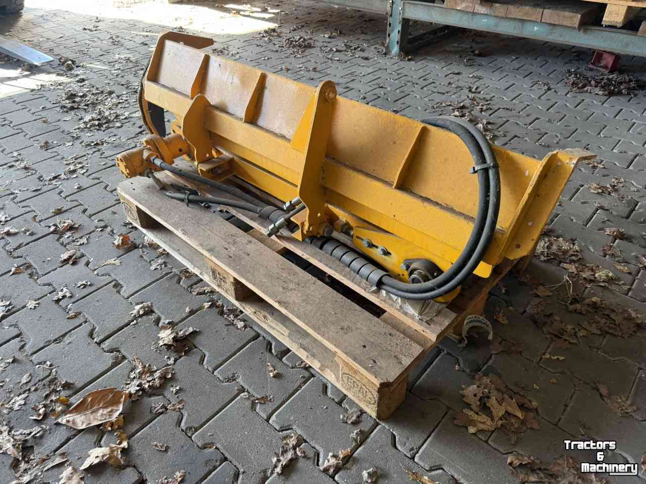Klepelmaaier Herder Transportband 130 afvoerband
