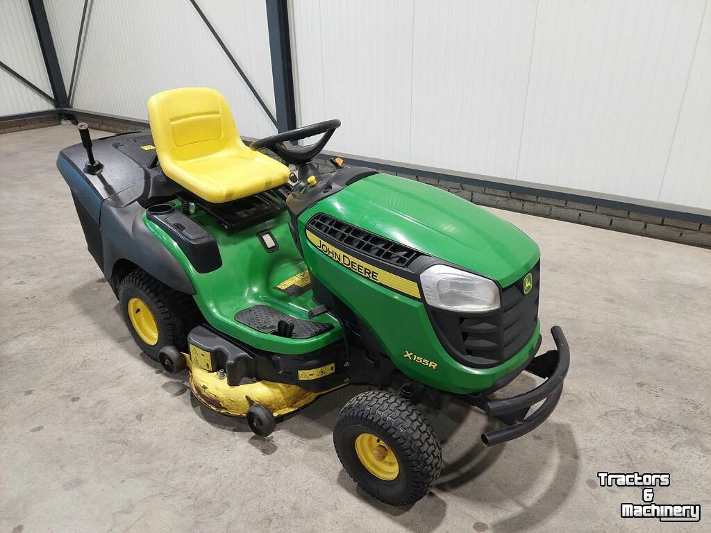 Zitmaaier John Deere X 155R