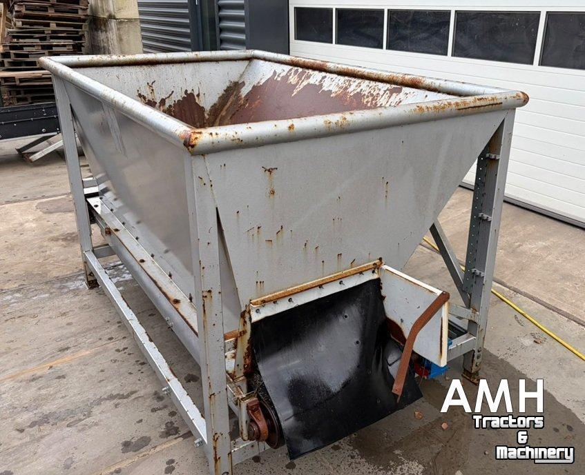Transportband  2730X650 Bunker met uitvoerband+kantelaar, Feed hopper with discharge conveyor including bin tipper, Dosierbunker mit Austragsband inklusive Kistenkipper