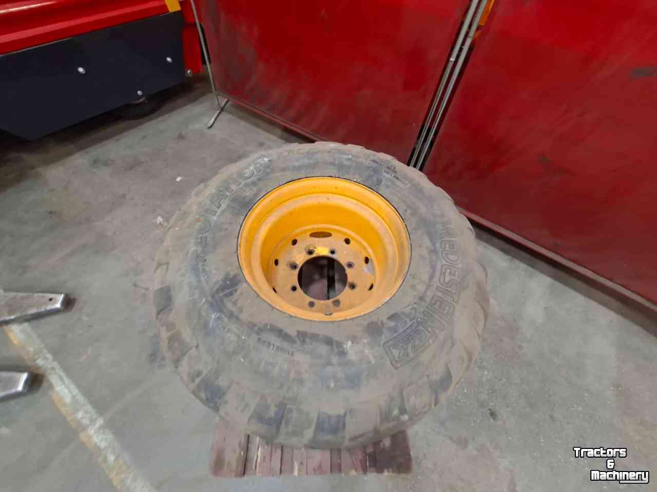 Wielen, Banden, Velgen & Afstandsringen Vredestein 620/50R22.5 FlotationPRO