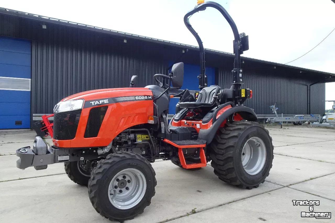 Tractor / Trekker TAFE Compact trekker 6028H