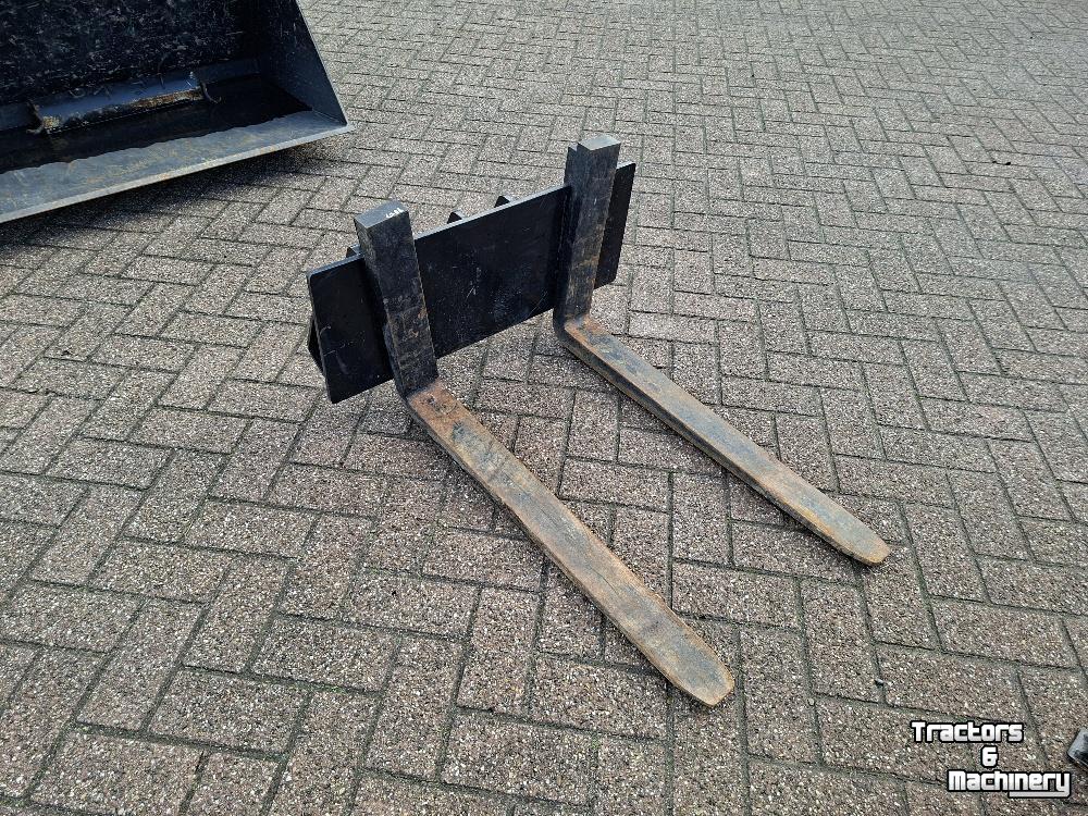 Shovel / Wiellader / Kniklader Sherpa  SHOVEL 100 SKIDSTER