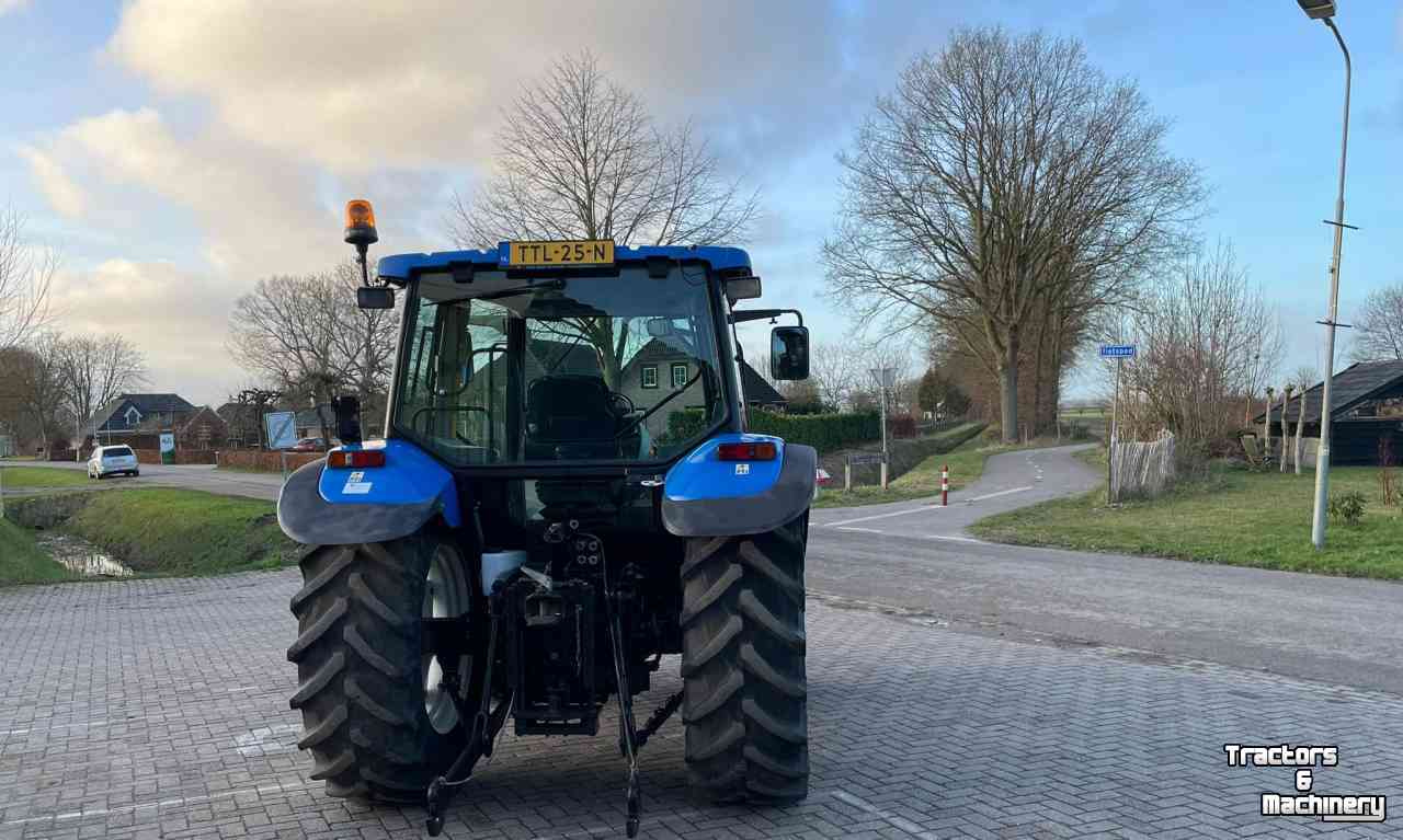 Traktoren New Holland TL90A