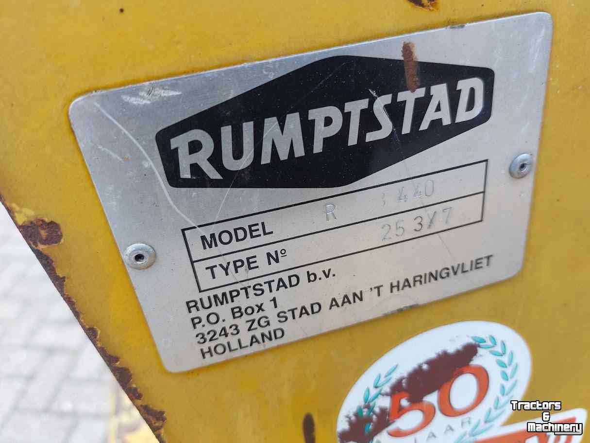 Ploegen Rumptstad 4 schaar rondgaande ploeg