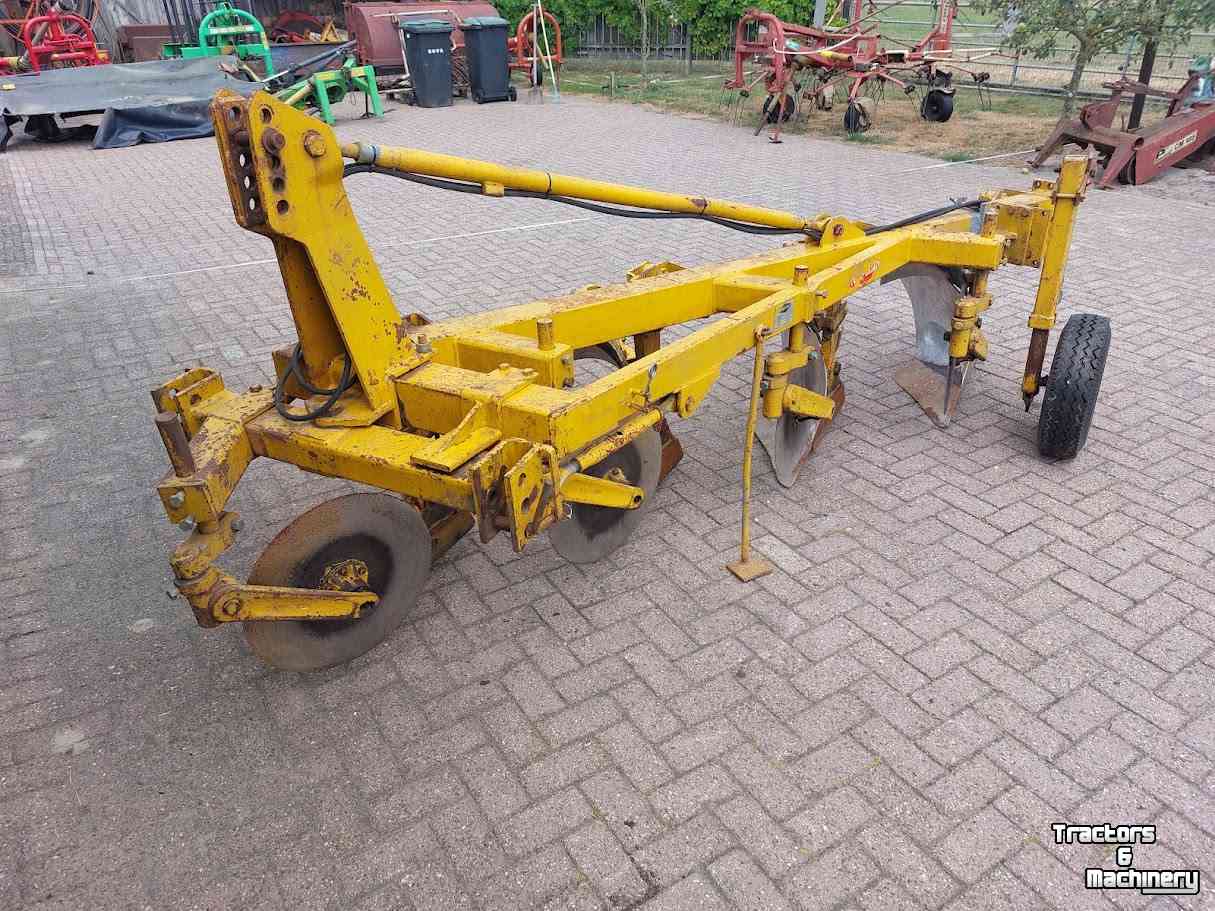 Ploegen Rumptstad 4 schaar rondgaande ploeg