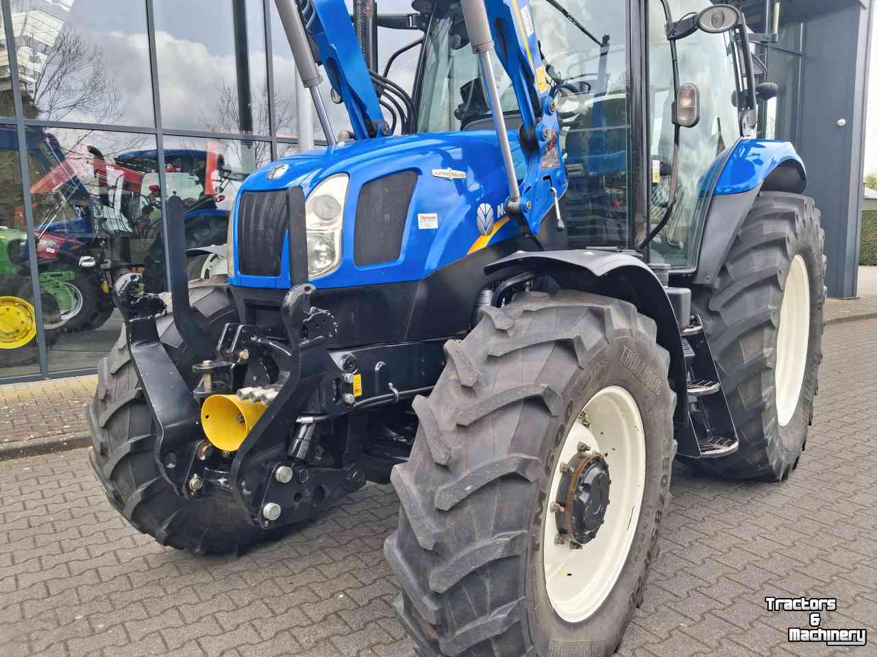 Tractor / Trekker New Holland T6.140 Autocommand