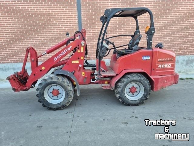 Shovel / Wiellader / Kniklader Schäffer 4250