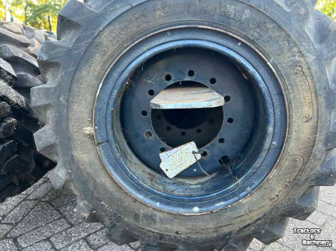 Wielen, Banden, Velgen & Afstandsringen Bridgestone 10-15 10 ply schranklader banden