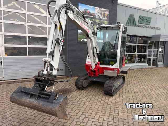 Rupskraan / Graafmachine op rupsen Takeuchi TB 230 LSA- E