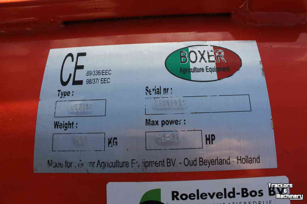 Klepelmaaier Boxer LOW160 klepelmaaier met hydraulische laaglossende opvangbak