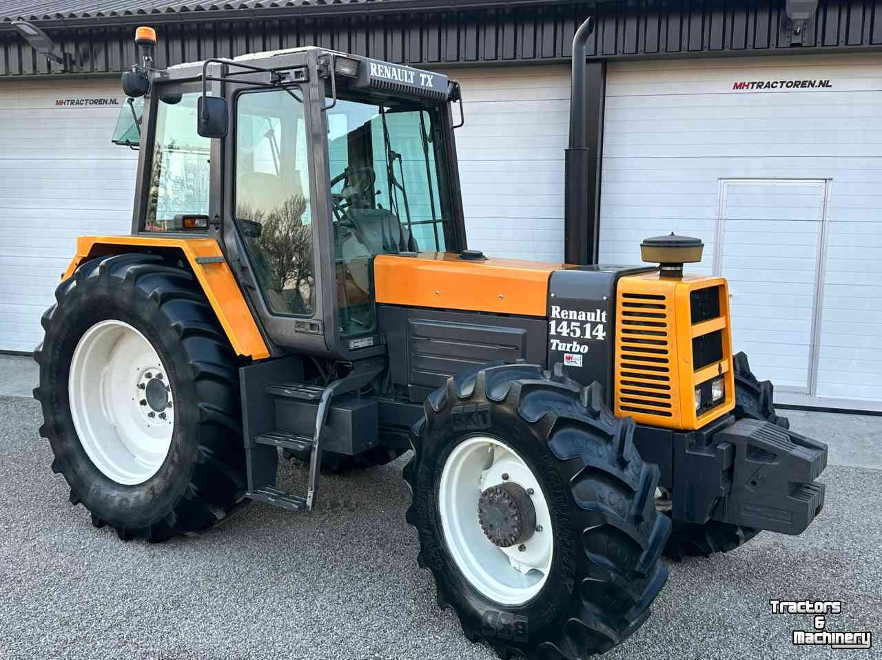 Tractor / Trekker Renault 145-14