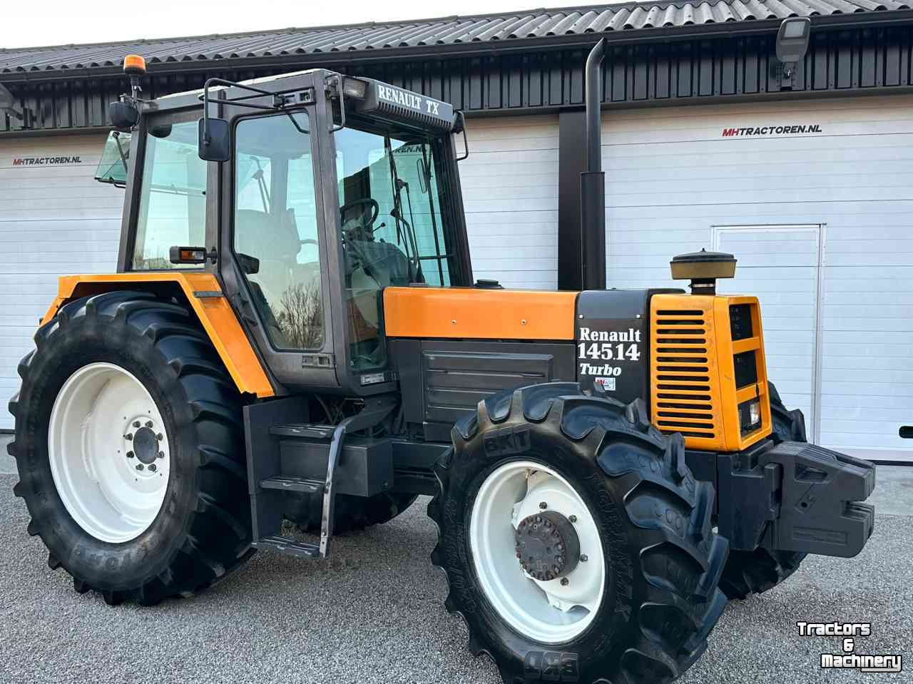 Tractor / Trekker Renault 145-14