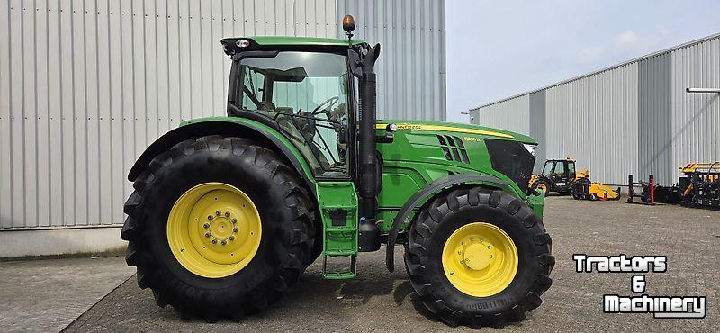Tractor / Trekker John Deere 6210R
