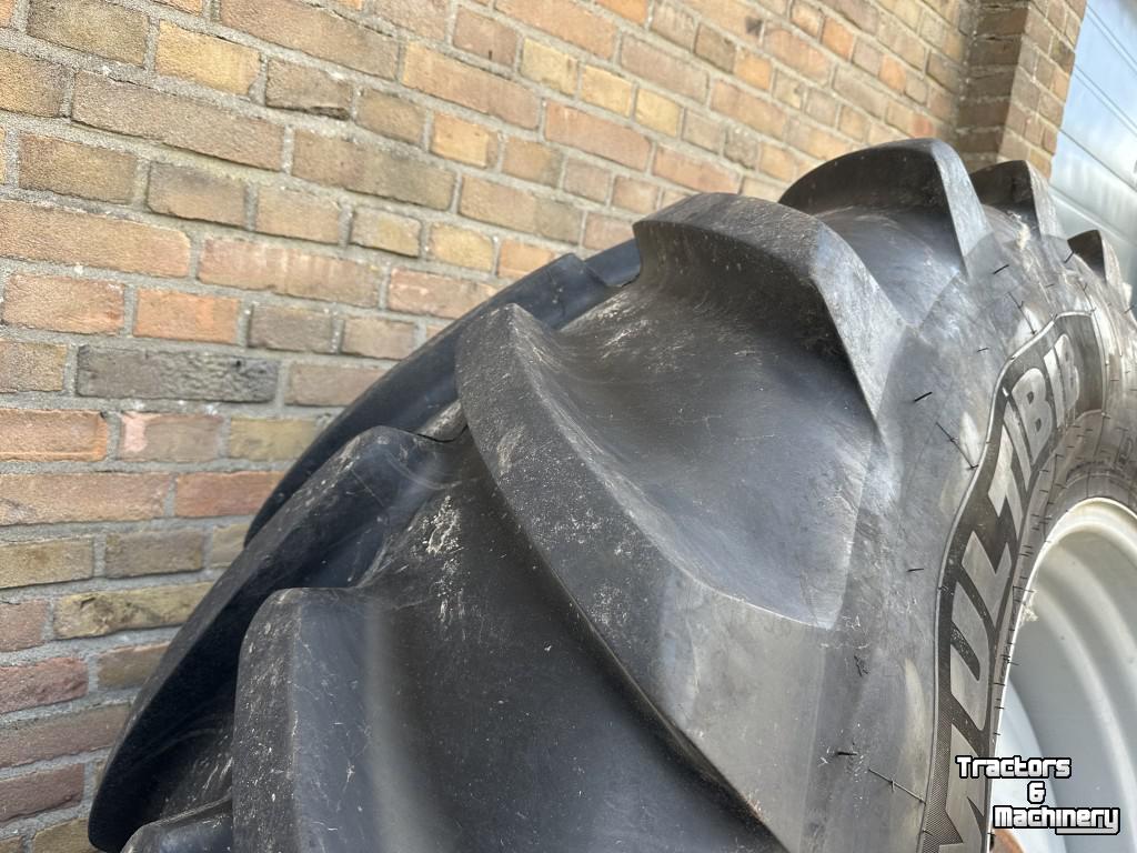 Wielen, Banden, Velgen & Afstandsringen Michelin 540/65R28 <> 650/65R38