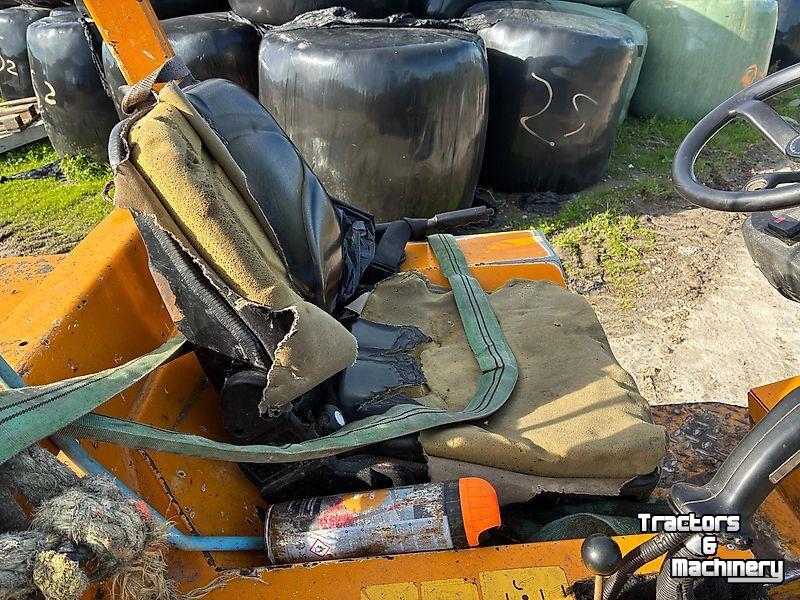 Shovel / Wiellader / Kniklader Giant V451T Kniklader