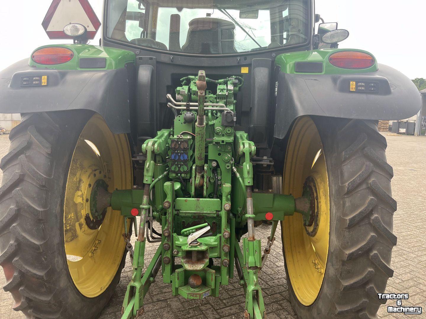 Tractor / Trekker John Deere 6130R