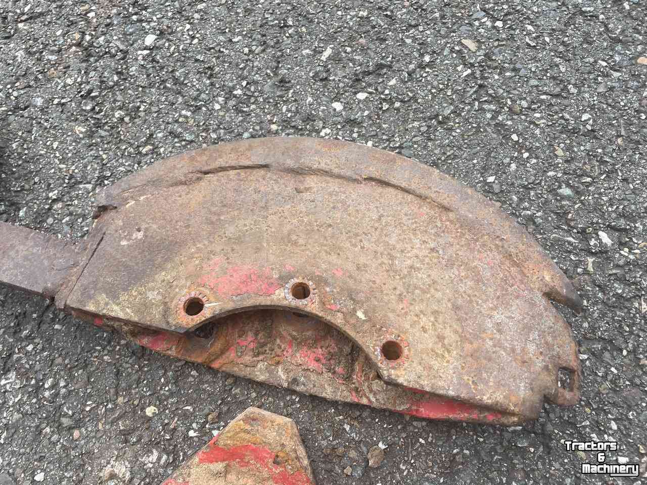 Maaier Lely slijtdelen / schotels /  glijsloffen / slijtplaten Lely