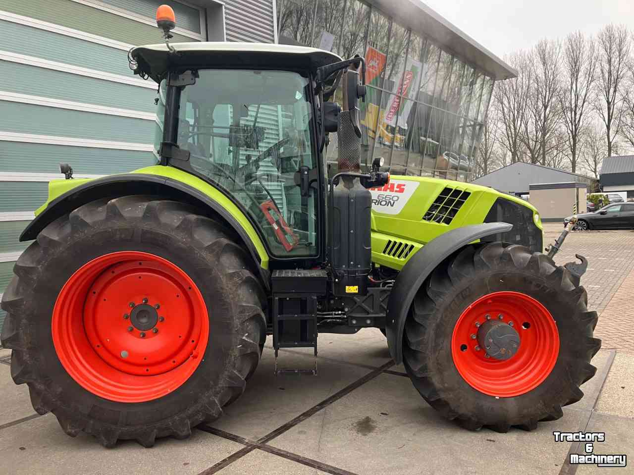 Tractor / Trekker Claas ARION 660 St4 CMATIC