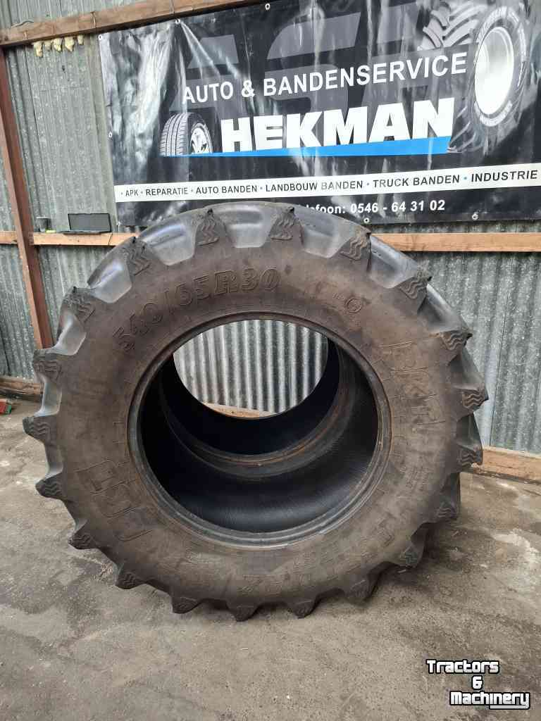 Wielen, Banden, Velgen & Afstandsringen BKT 540/65R30