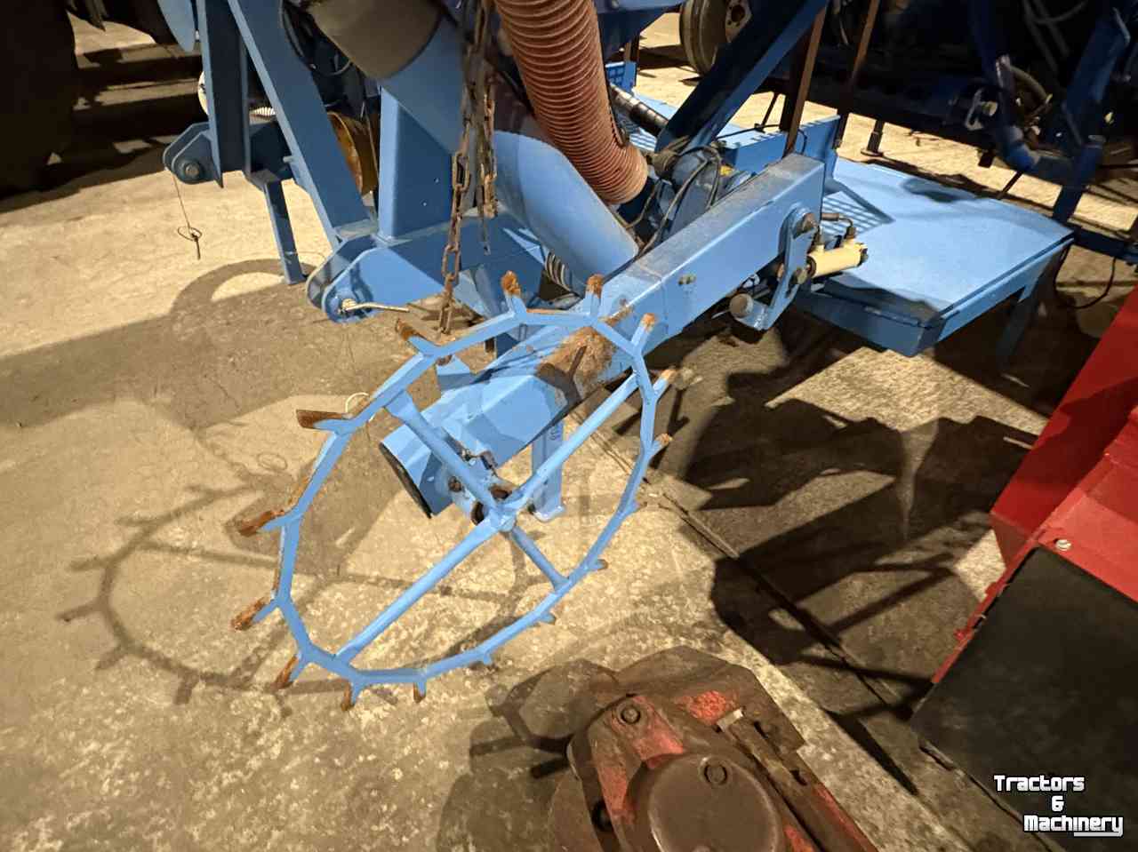 Zaaimachine Pneusej  FT1 front zaaitank met gewicht
