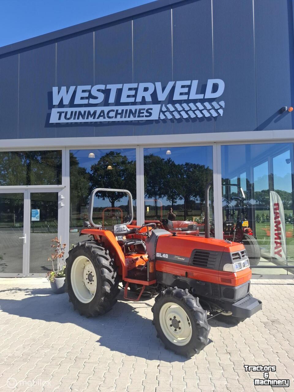 Tractor / Trekker  GL400