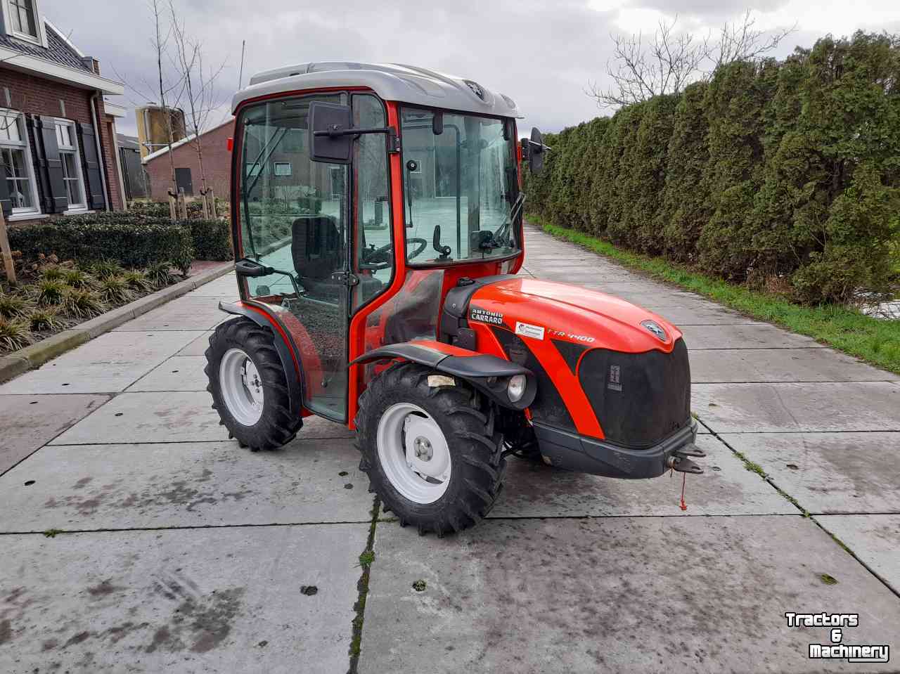 Traktoren Antonio Carraro TTR 4400 cabine airco omkeer