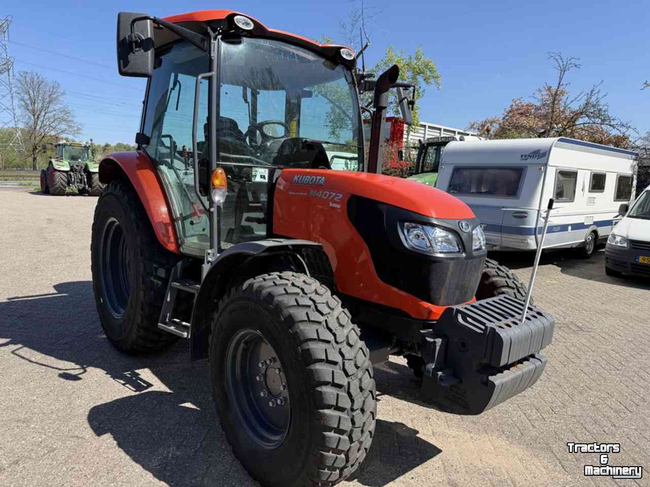 Tractor / Trekker Kubota M7042