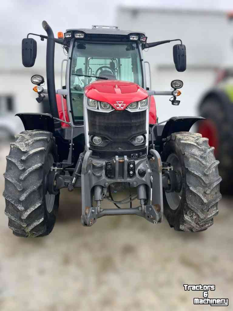 Tractor / Trekker Massey Ferguson 7S.165 DVT