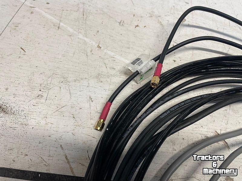 GPS besturings systemen en toebehoren Trimble GPS antenne type 372 met modem en RTK unlock