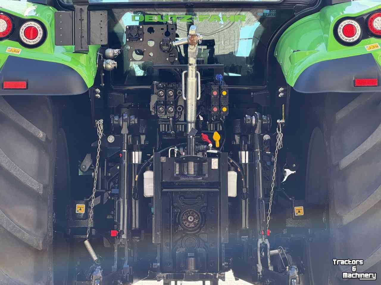 Tractor / Trekker Deutz-Fahr Agrotron 6140-4TTV vario Fronthef Stage V  Hydr rem 50km
