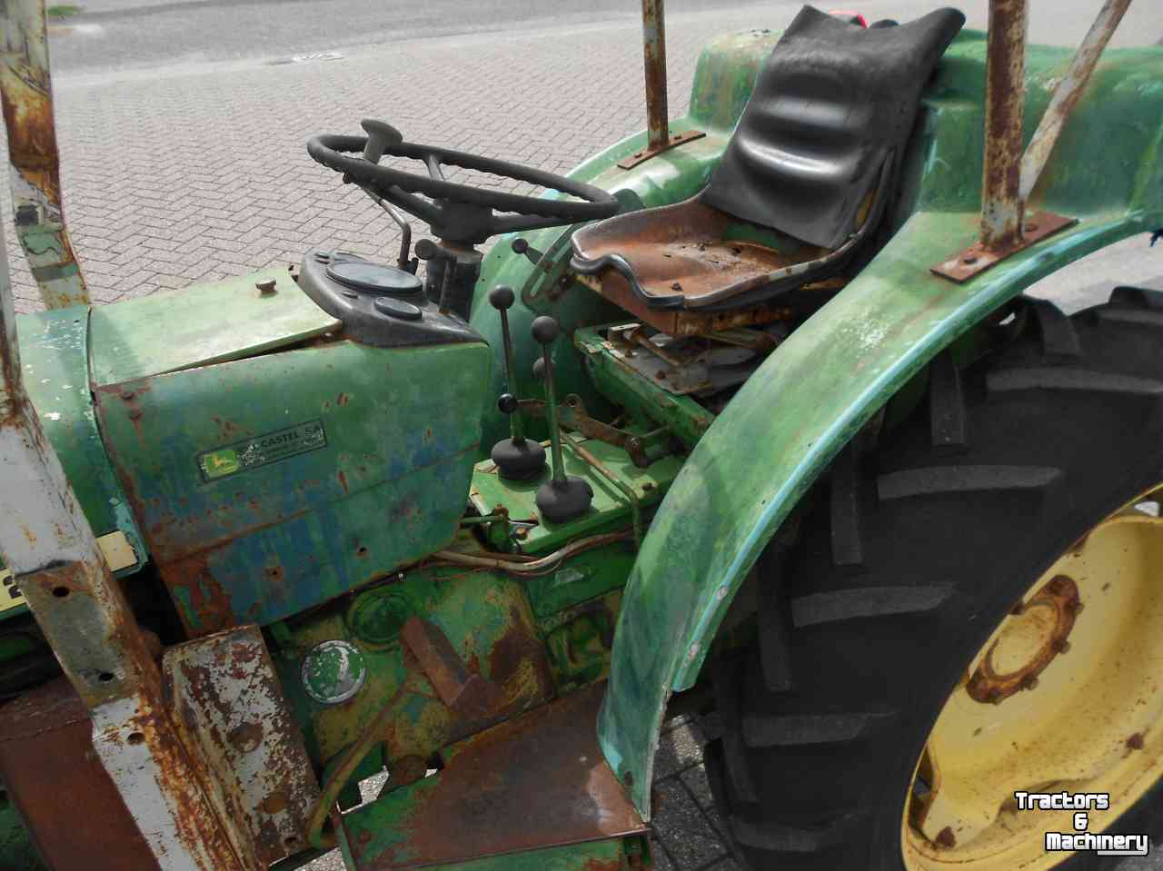 Smalspoor tractor John Deere 1020 v