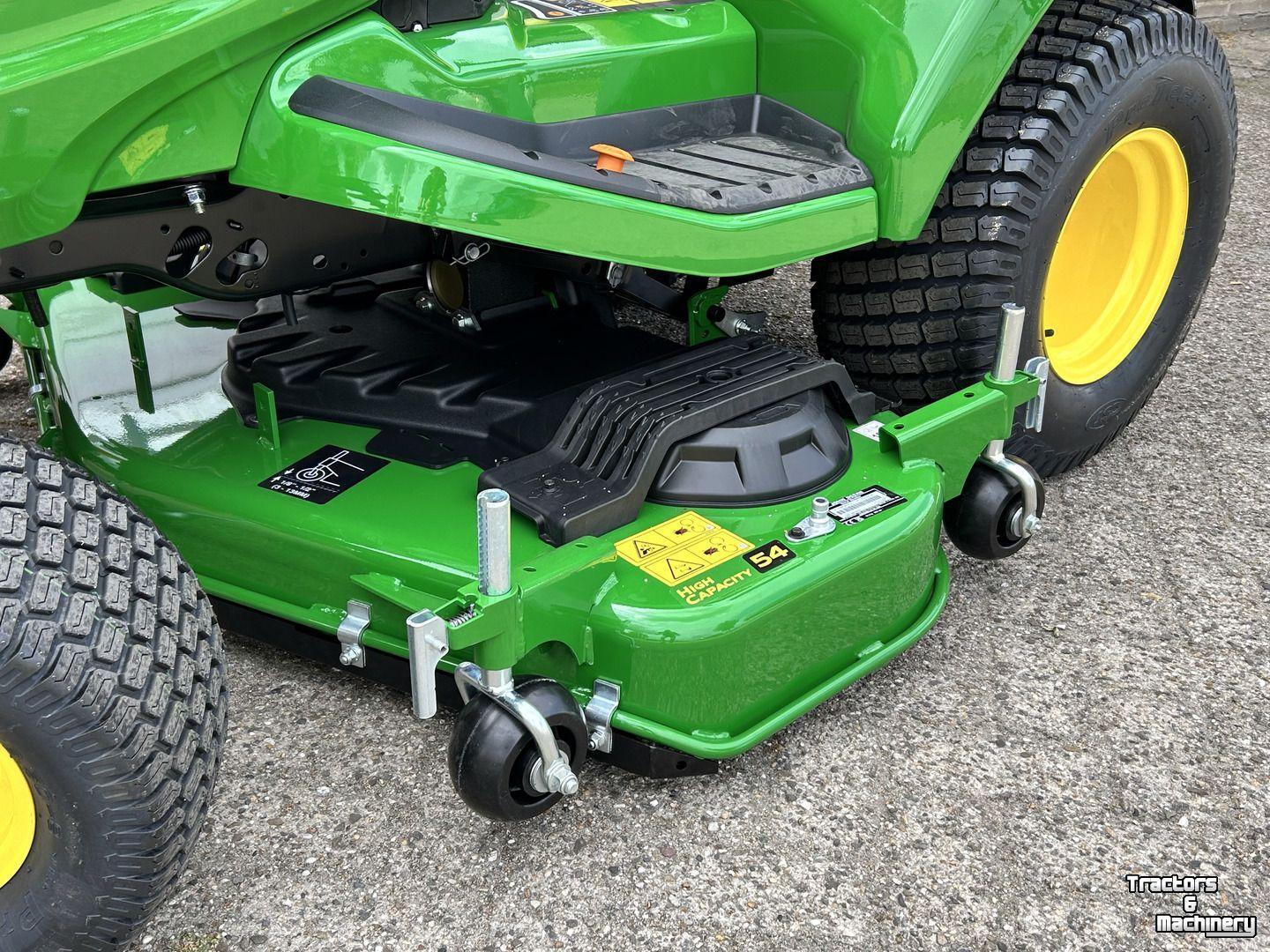 Zitmaaier John Deere X940