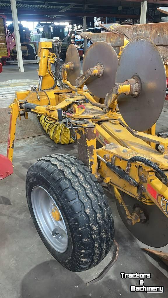 Ploegen  Optimus 4schaar ploeg