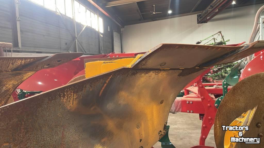 Ploegen  Optimus 4schaar ploeg