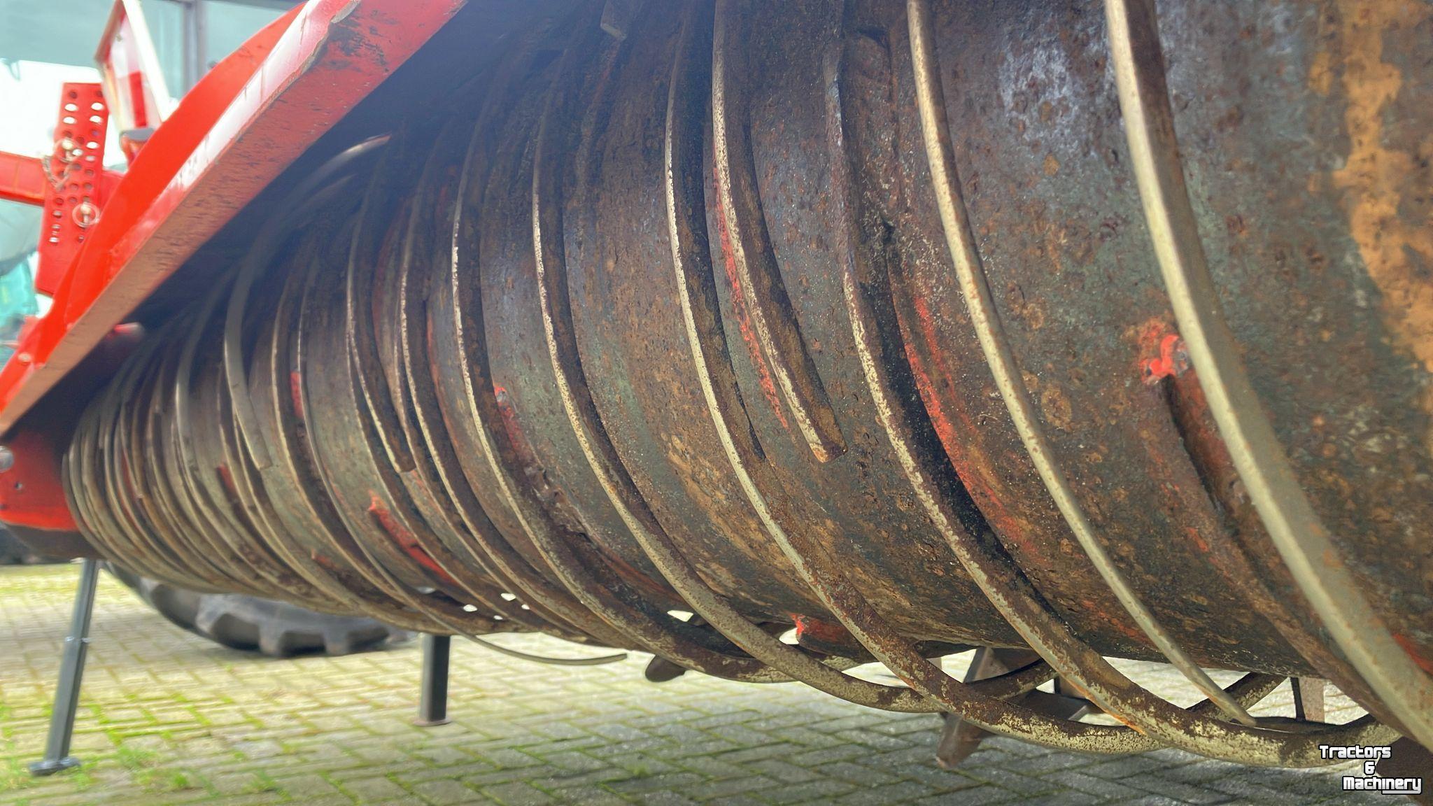 Grondfrees Farmax LRP Econ 300 LHDH