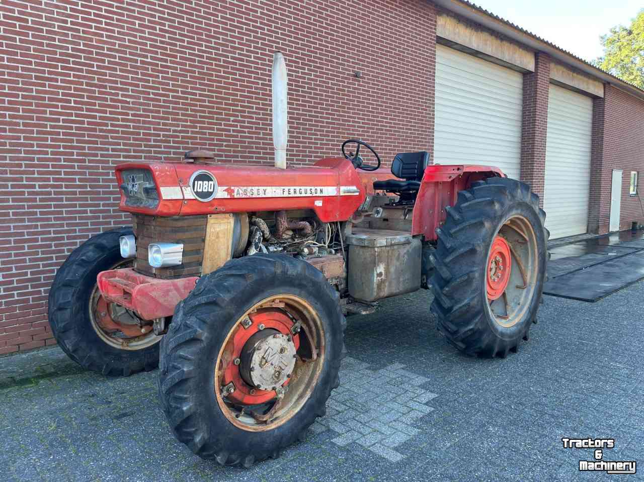 Oldtimers MF 1080 4wd
