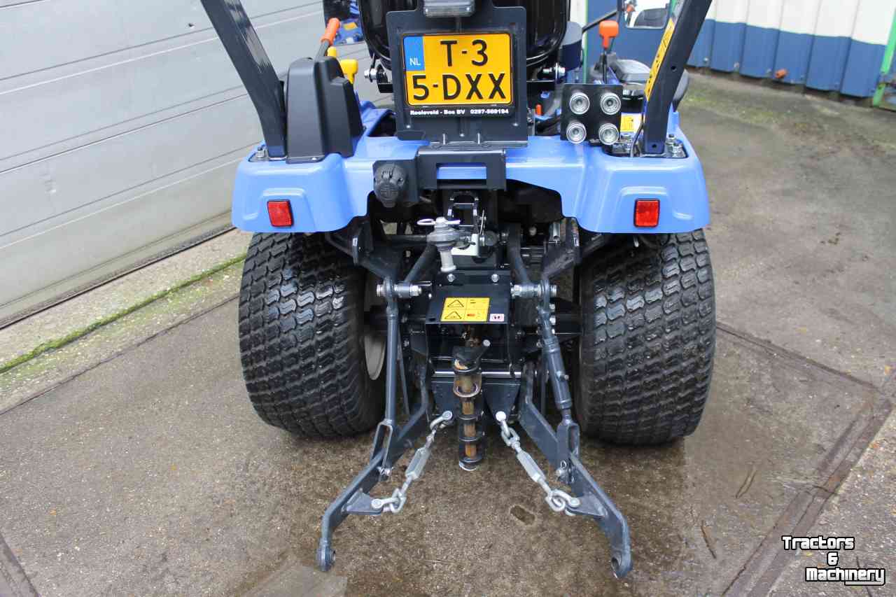 Tuinbouwtraktoren Iseki TXGS24 subcompact trekker mini tractor hydrostaat