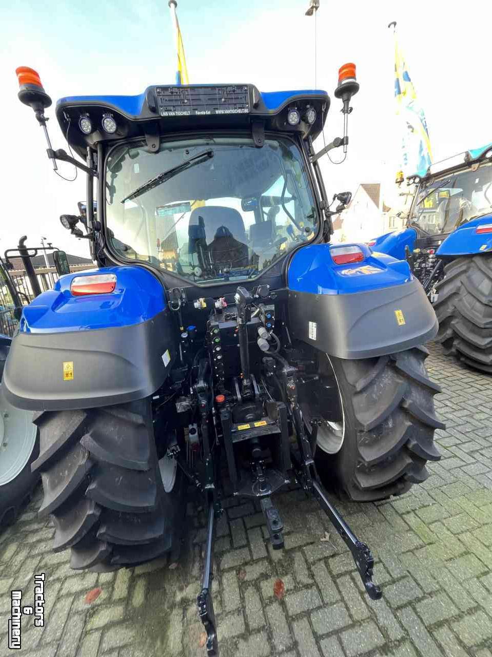 Traktoren New Holland T5.110 AC