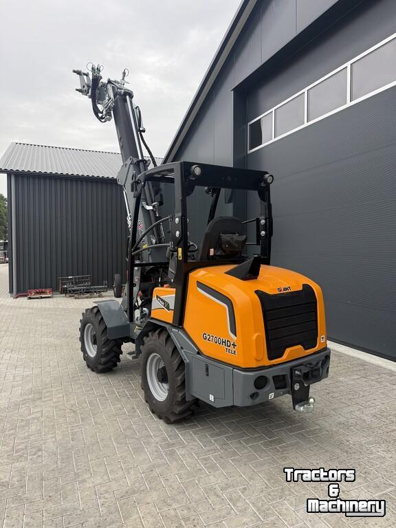 Shovel / Wiellader / Kniklader Giant G2700tele