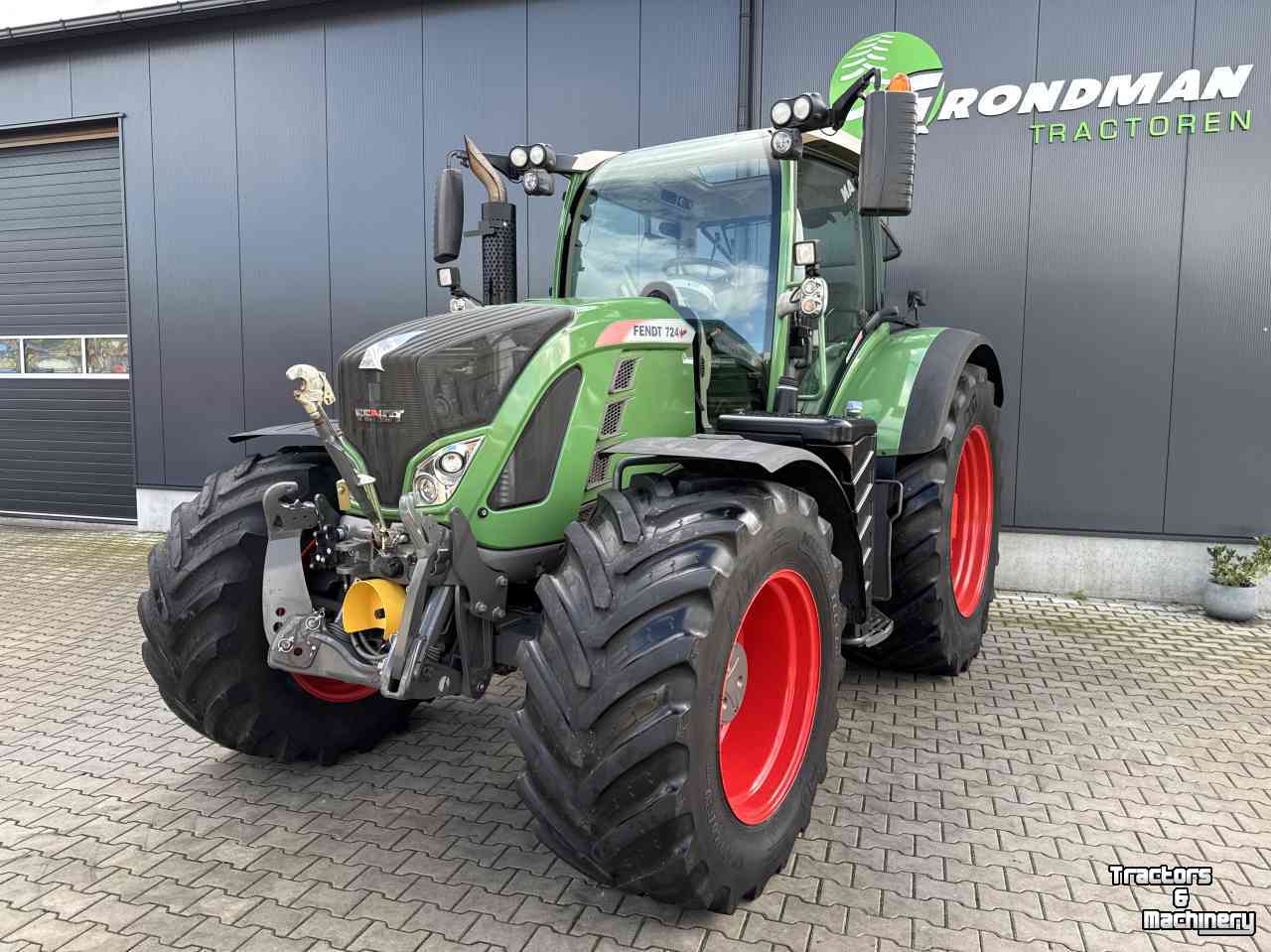 Tractor / Trekker Fendt 724 S4 Profi plus