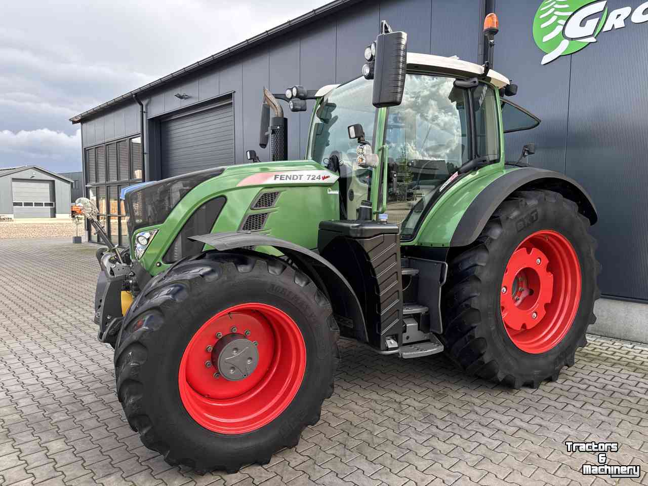 Tractor / Trekker Fendt 724 S4 Profi plus