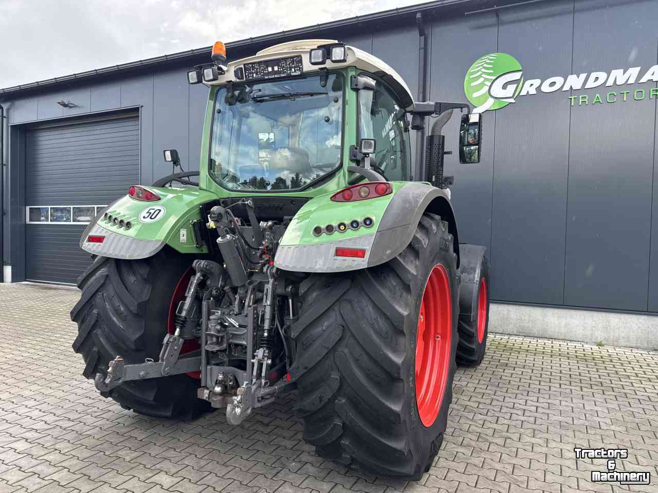 Tractor / Trekker Fendt 724 S4 Profi plus