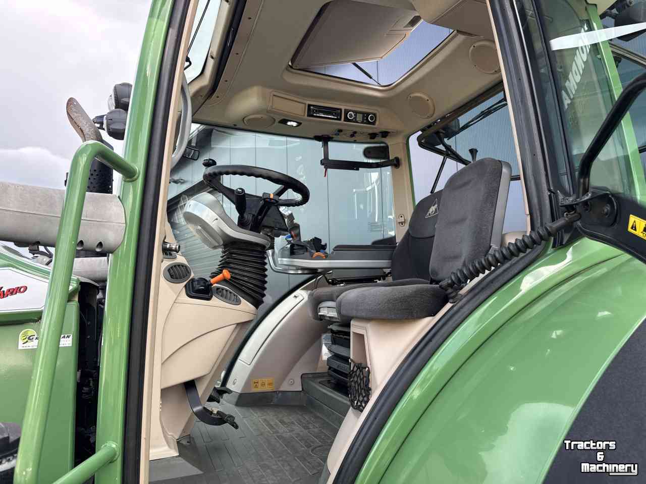 Tractor / Trekker Fendt 724 S4 Profi plus